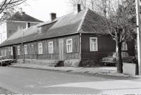 Fragment obecnej ulicy Gen. Sikorskiego w Łapach. Ok. 1989 rok. Fot. Jerzy Barańczuk. Z archiwum Domu Kultury w Łapach