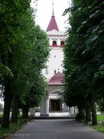 Kościół pw. Św. Piotra i Pawła w Łapach. Fot. 2007 roku. Zbiory własne