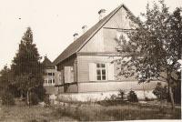 Plebania w Łapach. Ok. 1935 rok. Fot. Aleksander Kreczko. Zbiory rodzinne