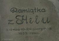 <p> Pamiątka z Helu - album ; <span style="color:#006400;">A memento photograph from the Hel</span></p>
