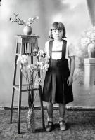 Dziewczynka z grzywką.  Ok. 1945 rok
A little girl with the fringe. Dziewczynka z grzywką. Circa 1945.