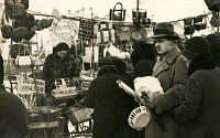  Wilno- Jarmark 4-go marca 1933 św. Kazimierza ; *Vilnius – St Kazimierz Market on 4th March in 1933<br />Dofinansowano ze srodków Ministerstwa Kultury i Dziedzictwa Narodowego i Starostwa Powiatowego w Bialymstoku.<br />