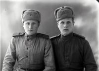   Dwóch czerwonoarmistów. 1944 rok, Two Red Army soldiers, 1944