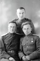   Podoficer i oficerowie Armii Czerwonej. 1944, Red Army officers, 1944