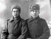   Czerwonoarmiści w szynelach. 1944 rok, Red Army soldiers wearing greatcoats, 1944
