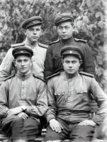   czerwonoarmiści w ubraniach cywilnych. 1944 rok, Red Army soldiers wearing civil clothes, 1944