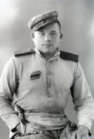  Sowiet z kordzikiem ; A Soviet soldier with a dagger<br />Dofinansowano ze srodków Ministerstwa Kultury i Dziedzictwa Narodowego i Starostwa Powiatowego w Bialymstoku.<br />