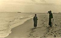 <p>Ślady na plaży ; The footprints on the beach</p>
