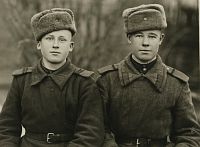 <p>Młodzi żołnierze Armii Czerwonej ; Young soldiers of The Red Army</p>
