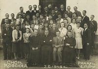 <p>Chór parafialny ; A choir of the catholic church</p>
