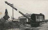 <p>Dźwig kolejowy ; A crane</p>
