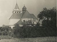 <p>Kościół parafialny w Łapach ; The Catholic church of Łapy</p>
