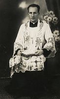 <p>Ksiądz Mieczysław Daniłowicz ; Mieczyslaw Daniłowicz - a priest</p>
