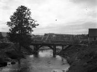 <p>Most w Podbrodziu. Ok. 1930 rok. *Bridge in Podbrodziu. Ca 1930</p>

