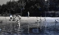  Zabawa nad wodą ; *Having fun at the river<br />Dofinansowano ze srodków Ministerstwa Kultury i Dziedzictwa Narodowego i Starostwa Powiatowego w Bialymstoku.<br />