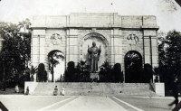  Monument religijny  ; *A religious statue<br />Dofinansowano ze srodków Ministerstwa Kultury i Dziedzictwa Narodowego i Starostwa Powiatowego w Bialymstoku.<br />