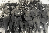  Żołnierze piechoty  ; *The infantrymen<br />Dofinansowano ze srodków Ministerstwa Kultury i Dziedzictwa Narodowego i Starostwa Powiatowego w Bialymstoku.<br />