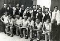  KS Broń Radom- KSZO Ostrowiec  ; *KS Broń Radom – KSZO Ostrowiec – the boxing teams<br />Dofinansowano ze srodków Ministerstwa Kultury i Dziedzictwa Narodowego i Starostwa Powiatowego w Bialymstoku.<br />