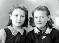 Uczennice. Ok. 1945 rok
Pupils. Circa 1945.