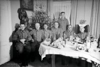 Niemiecka Wigilia w Łapach. Ok. 1943 rok
A Christmas Eve supper in Lapy. Circa 1943.