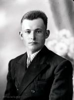  Kawaler z Łap. Ok. 1945 rok,  A bachelor from Lapy. Circa 1945.