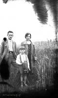 Rodzina w komplecie. Ok. 1930 rok *Family included. Ca. 1930