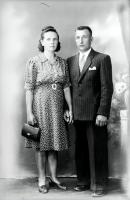  Małżeństwo z Łap. Ok. 1955 rok,  Holding hands. Circa 1950.