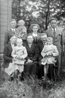   Fotografia rodzinna. Ok. 1950 rok, family photograph ca 1950