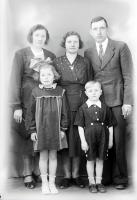  Rodzina. Ok. 1944 rok, family ca 1944