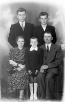   Rodzina. Ok. 1945 rok, family ca 1945