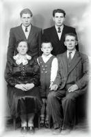 Rodzina. Ok. 1955 rok *Family. Ca. 1955