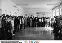 Apel szkolny na korytarzu  **School assembly in the corridor - sk213<br />Dofinansowano ze środków Ministra Kultury i Dziedzictwa Narodowego, Starostwa Powiatowego w Białymstoku, Urzędu Miejskiego w Łapach, Gminy Sokoły<br />