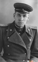 Kapitan Rykow z NKWD;  *Captain Rykov from NKVD  **4525<br />