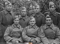 Siedmiu szeregowców sowieckich;  *Seven Soviet privates  **4534<br />