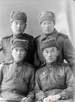 Czterech żołnierzy Armii Czerwonej;  *Four Red Army soldiers **7011<br />