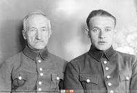 Mężczyźni w mundurach ;  *Men in uniforms  **7310<br />