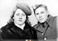 Panna i żołnierz;  *Unmarried woman and soldier **7471<br />